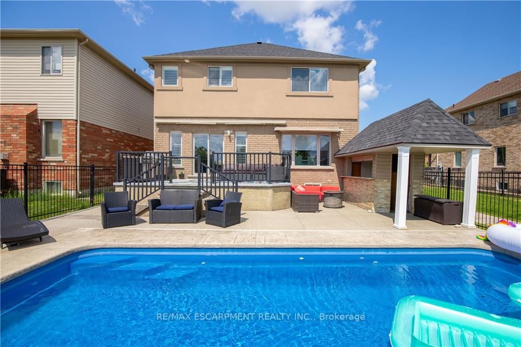 56 Newcastle Court