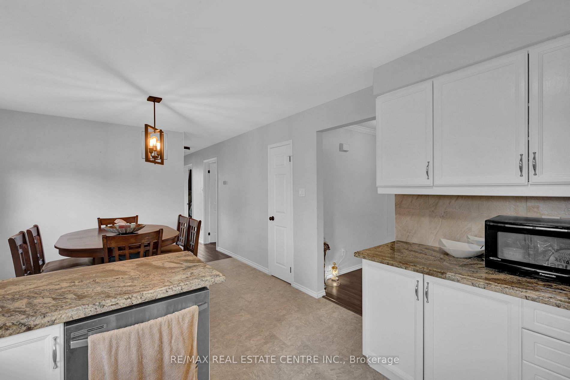 461 Lansdowne Ave