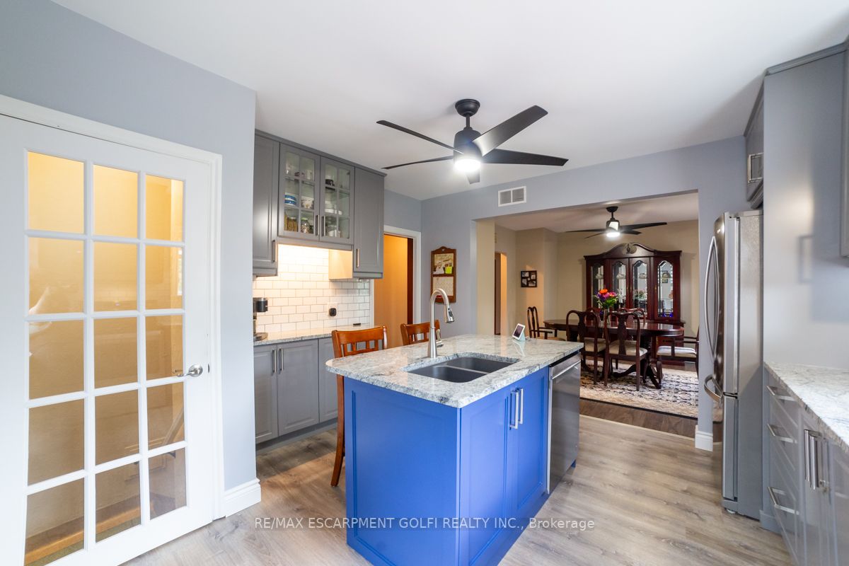 109 Sunning Hill Ave