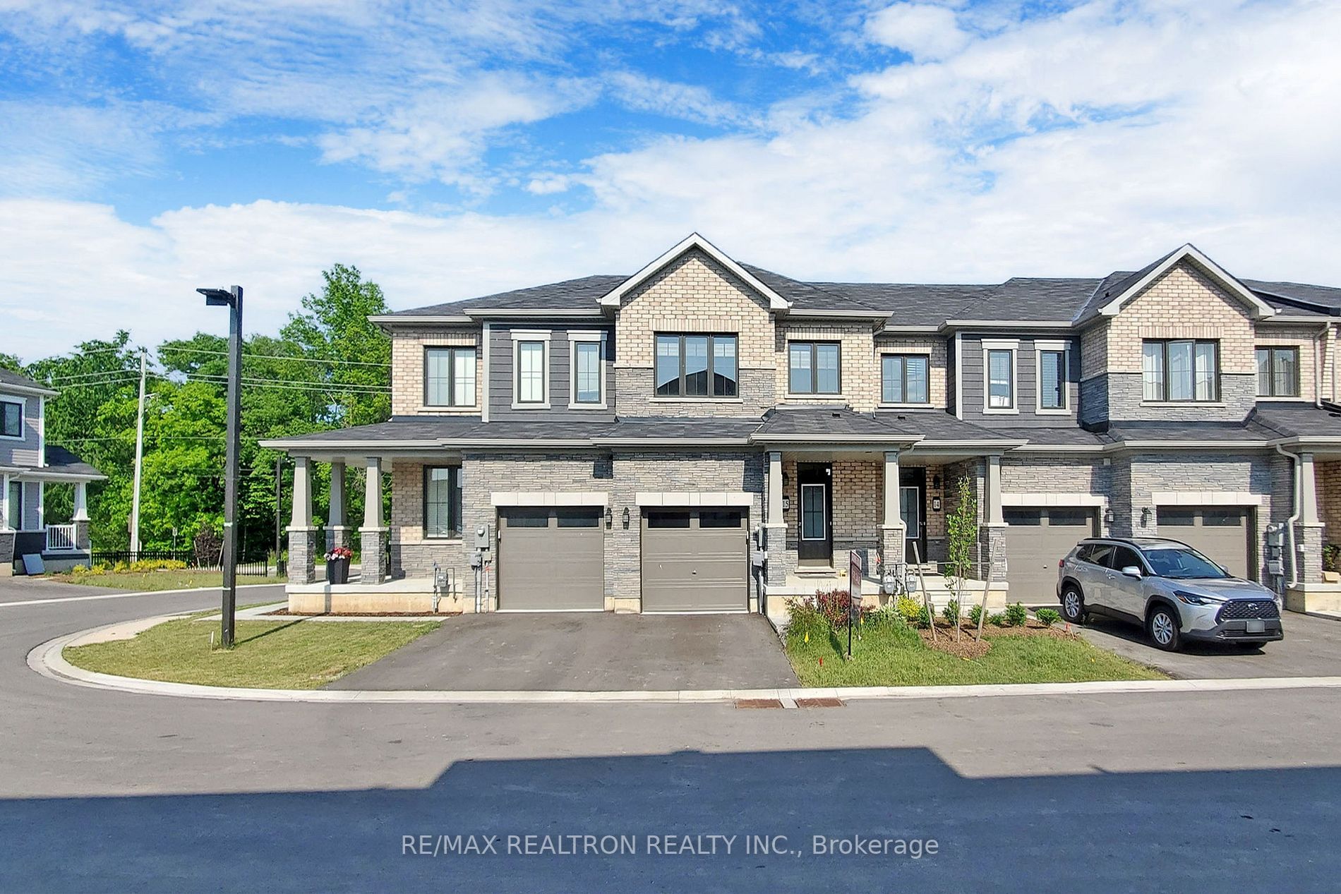 8273 Tulip Tree Dr, #15