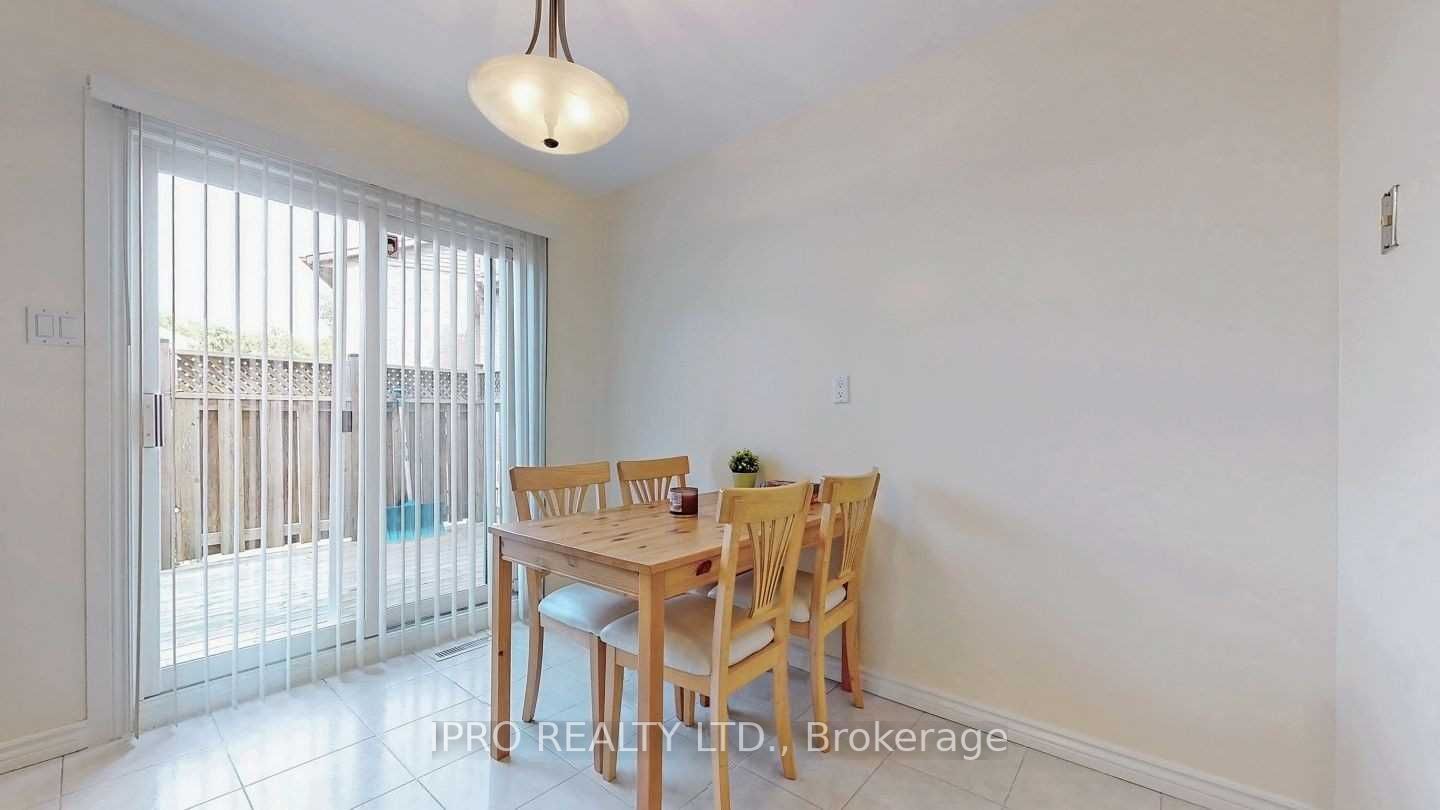 51 Russet Crt