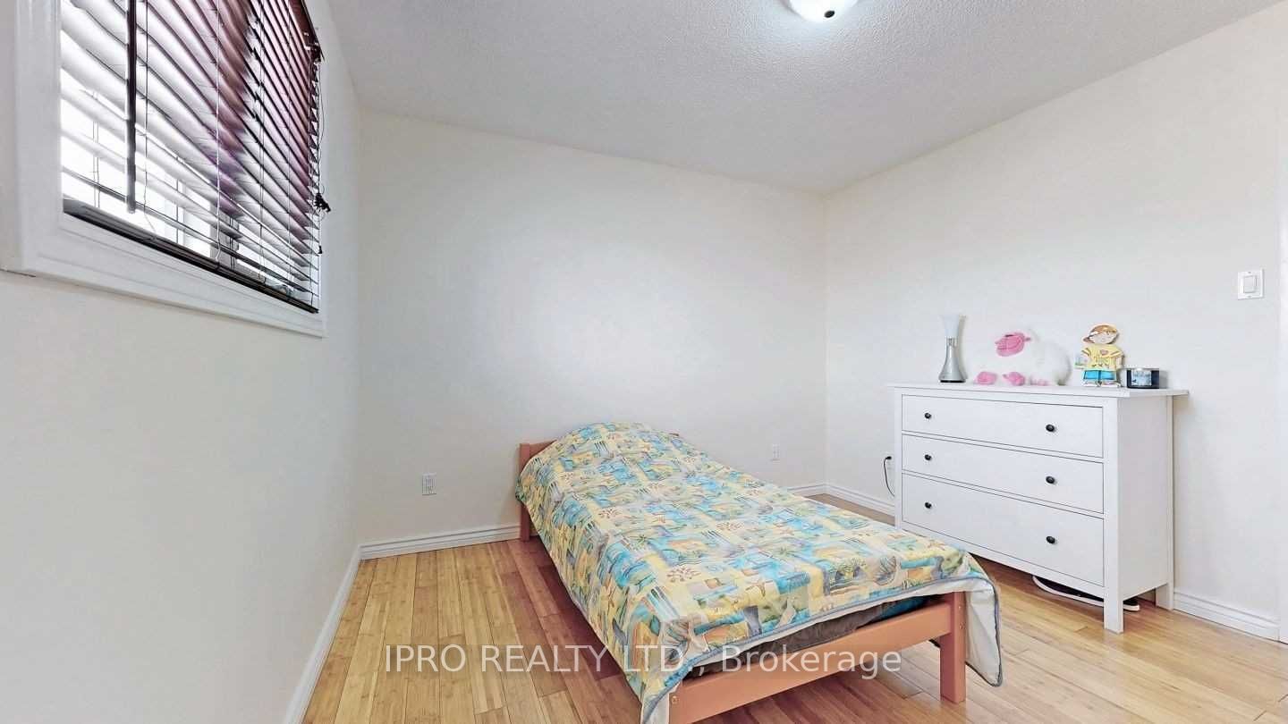 51 Russet Crt