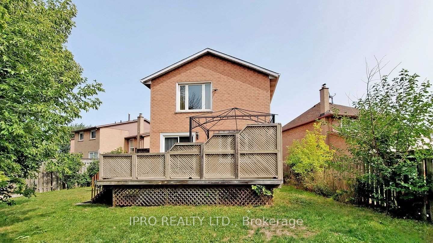 51 Russet Crt