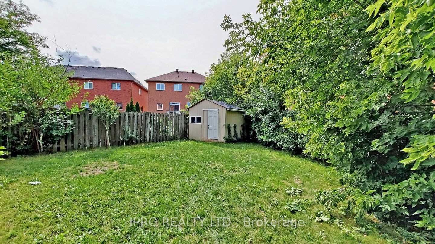 51 Russet Crt