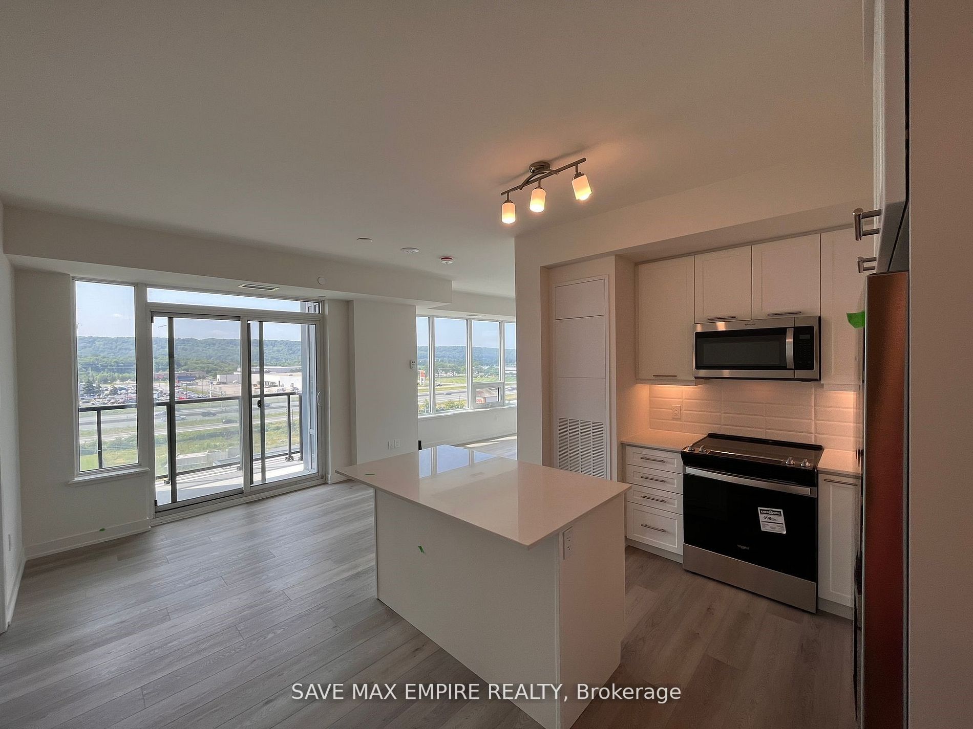 385 Winston Rd, #802