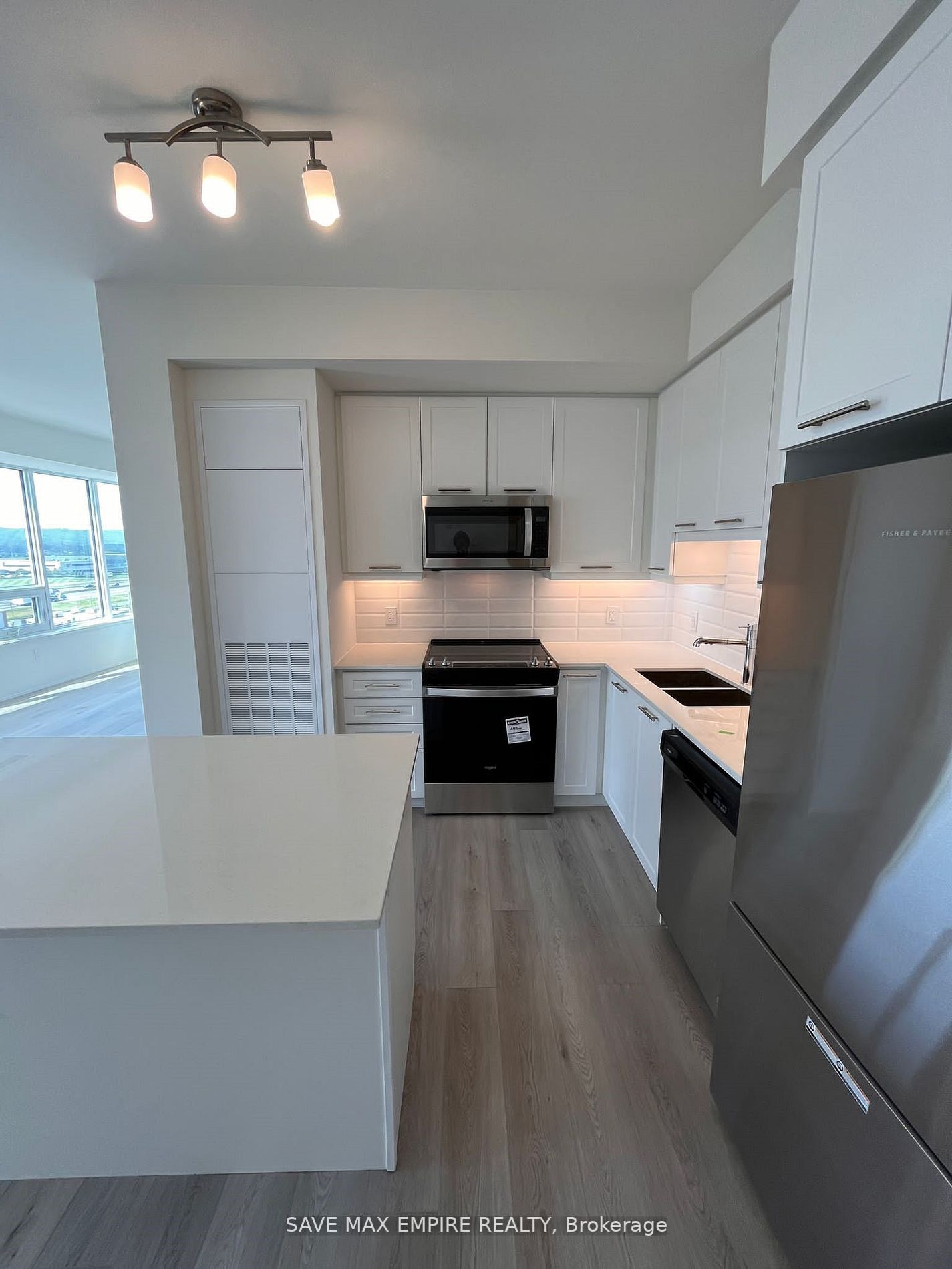 385 Winston Rd, #802