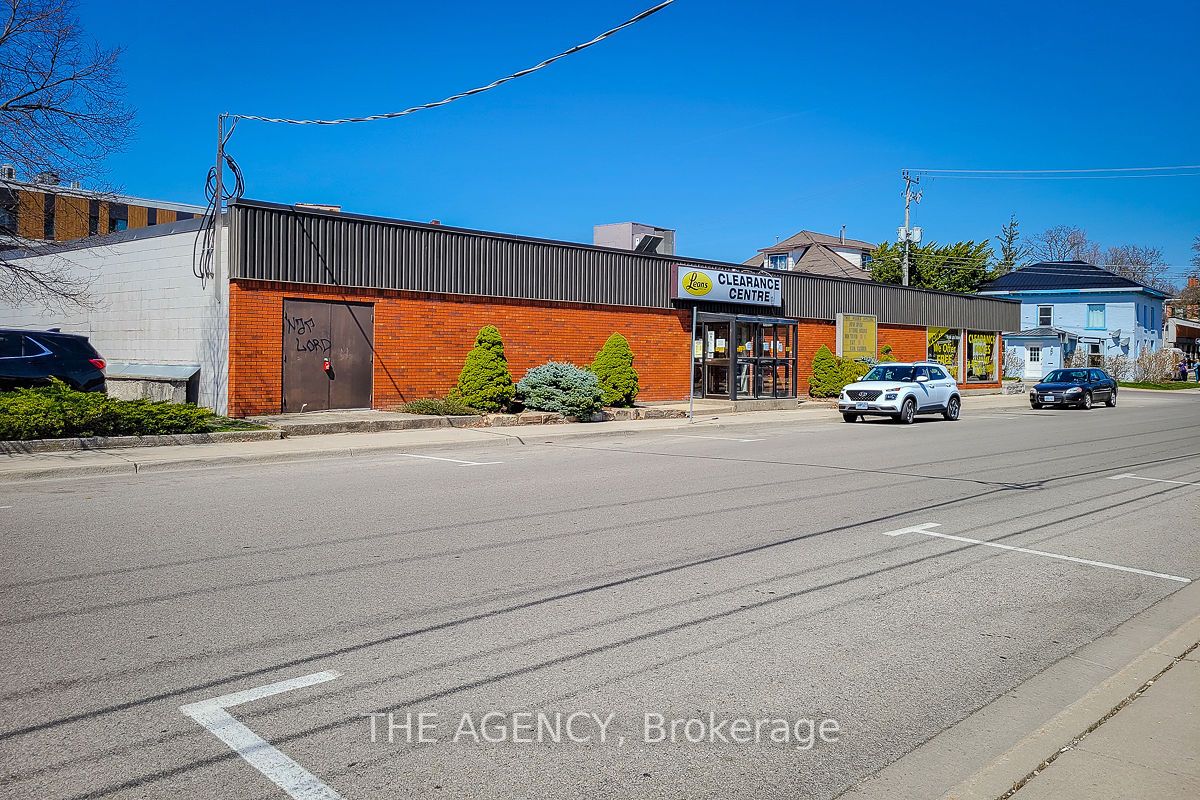 40 Sydenham St