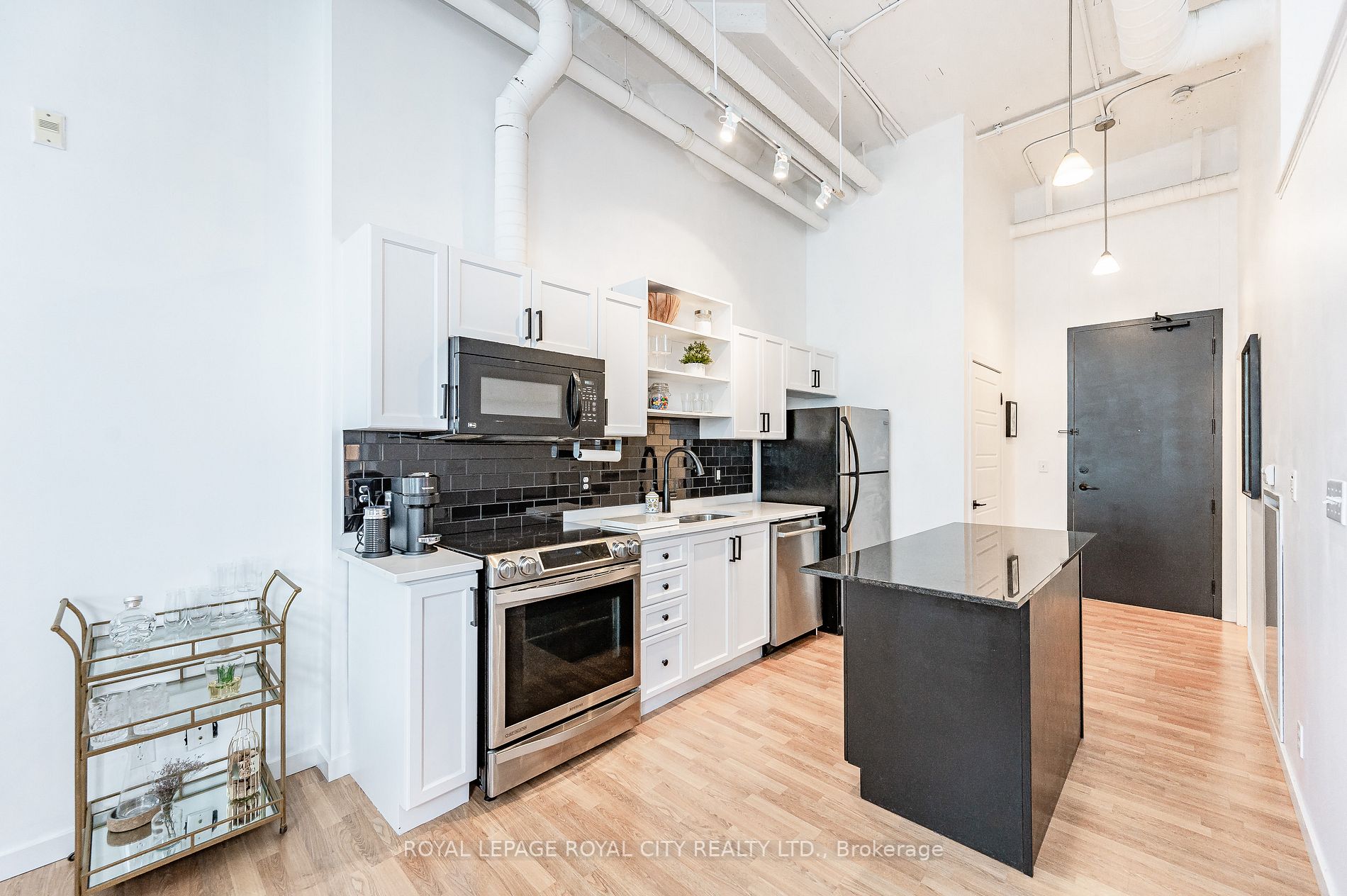 410 King St W, #514