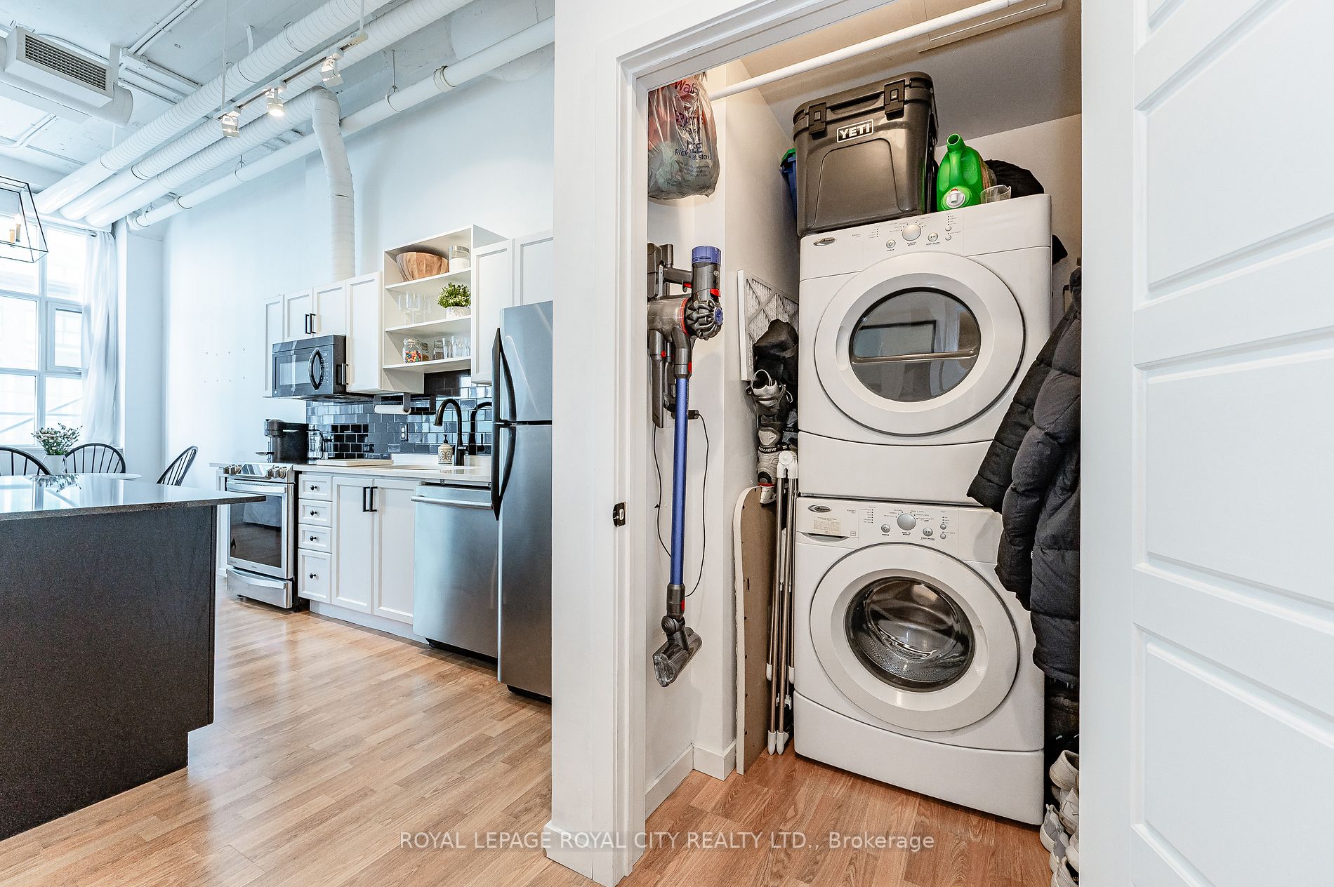410 King St W, #514