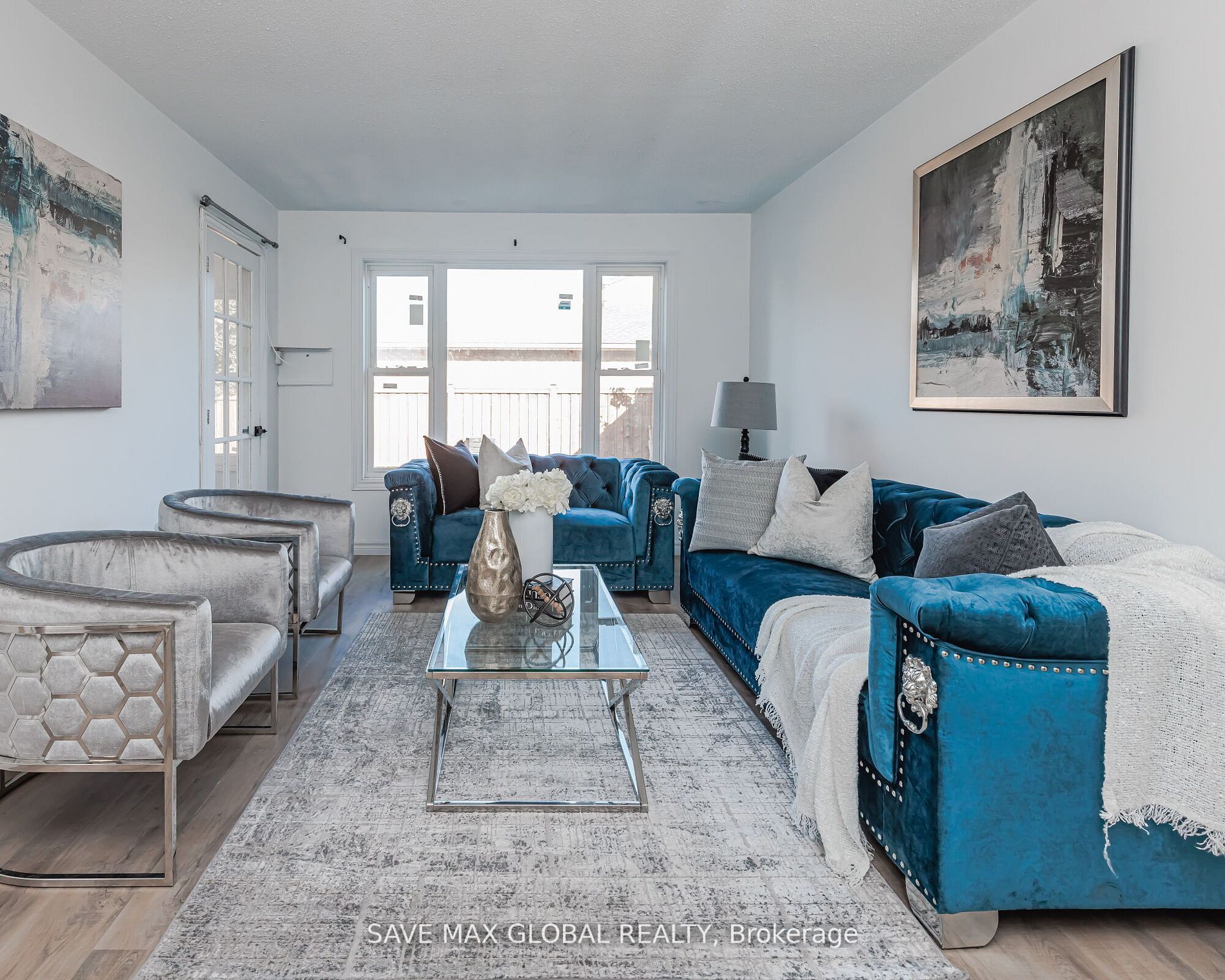 3 Mornington Dr E