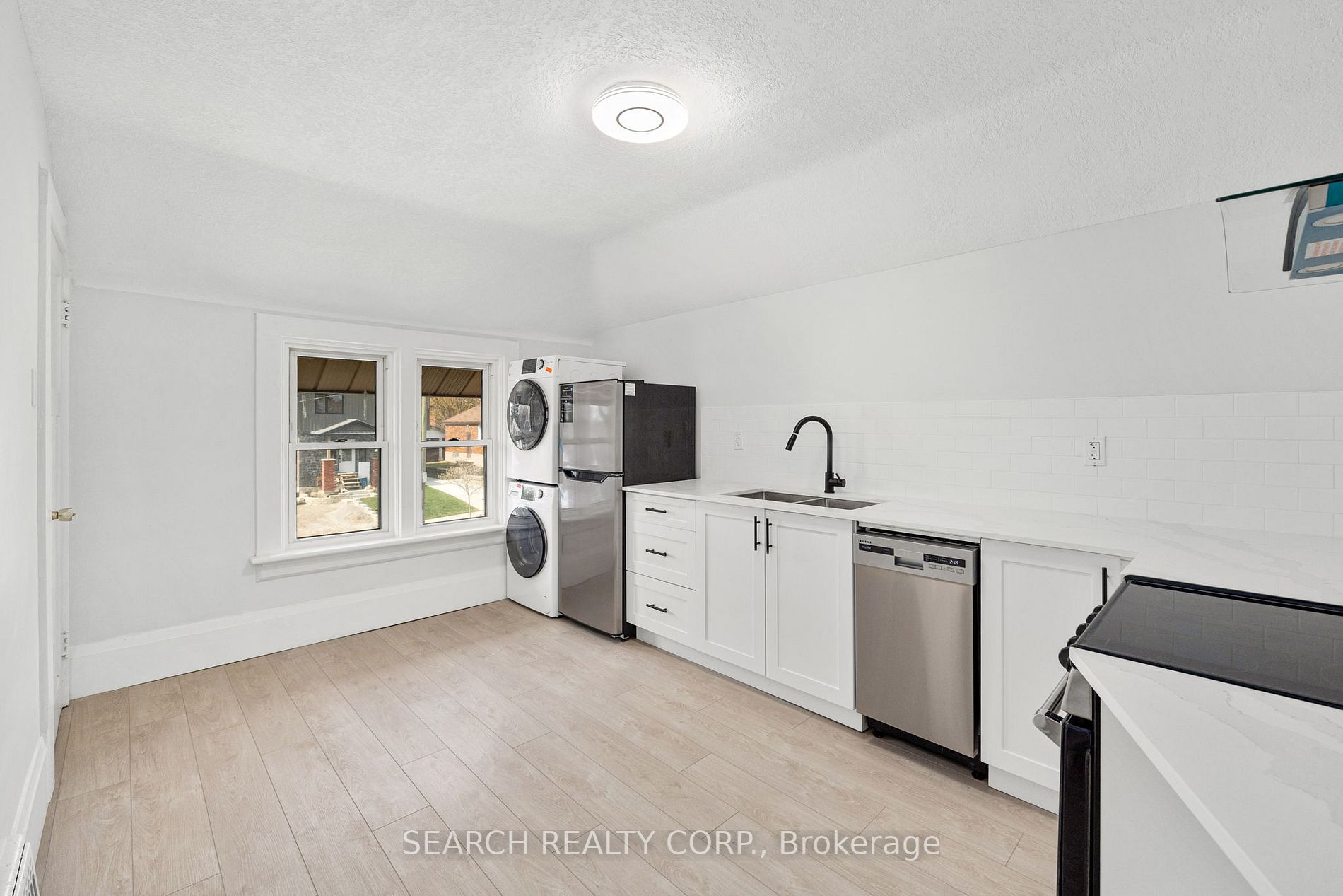 14 Kennedy Ave