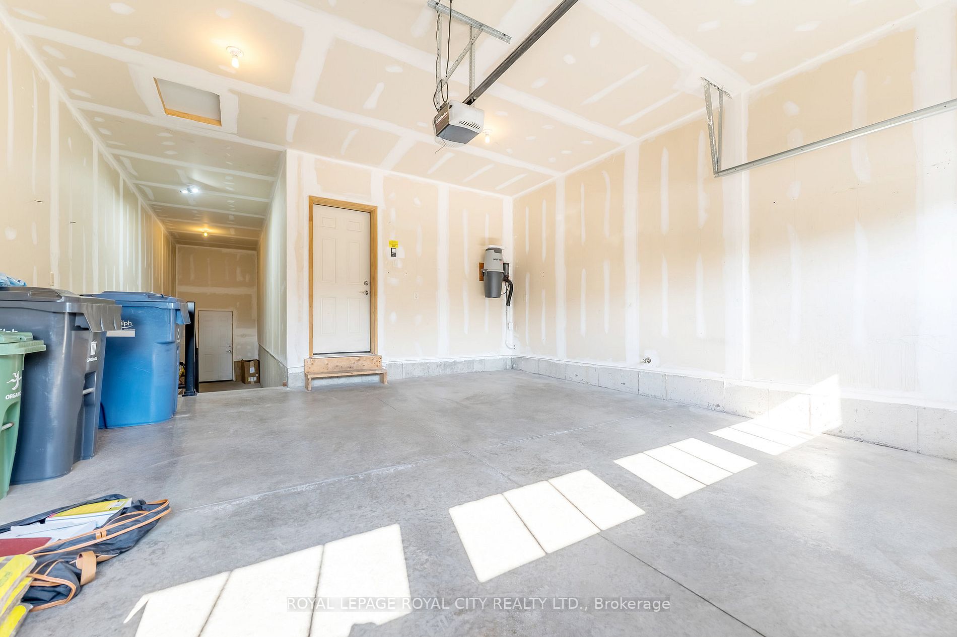 12 Annmoore Cres, #19