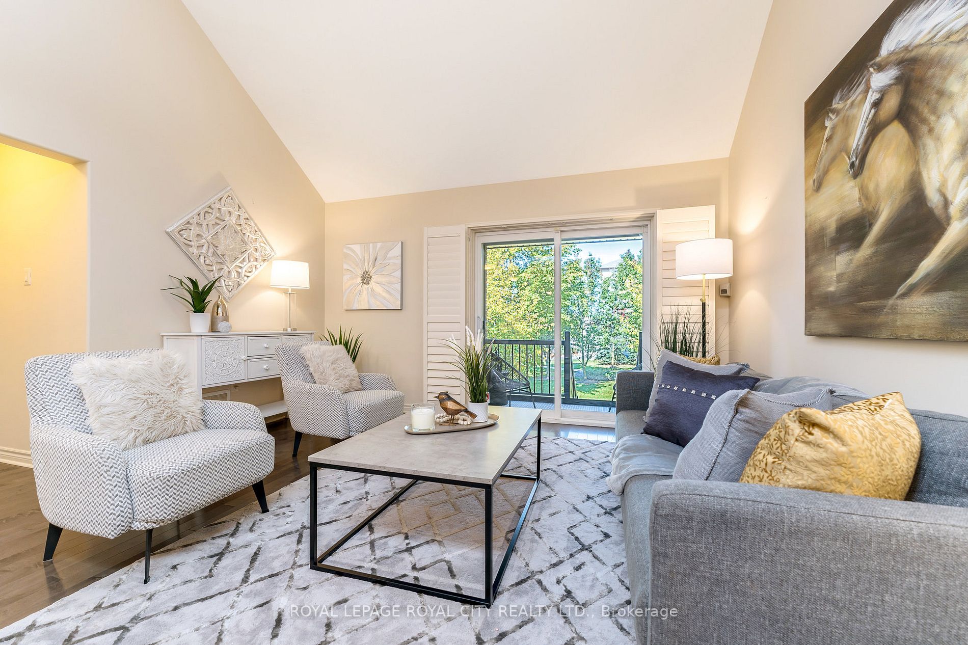 12 Annmoore Cres, #19