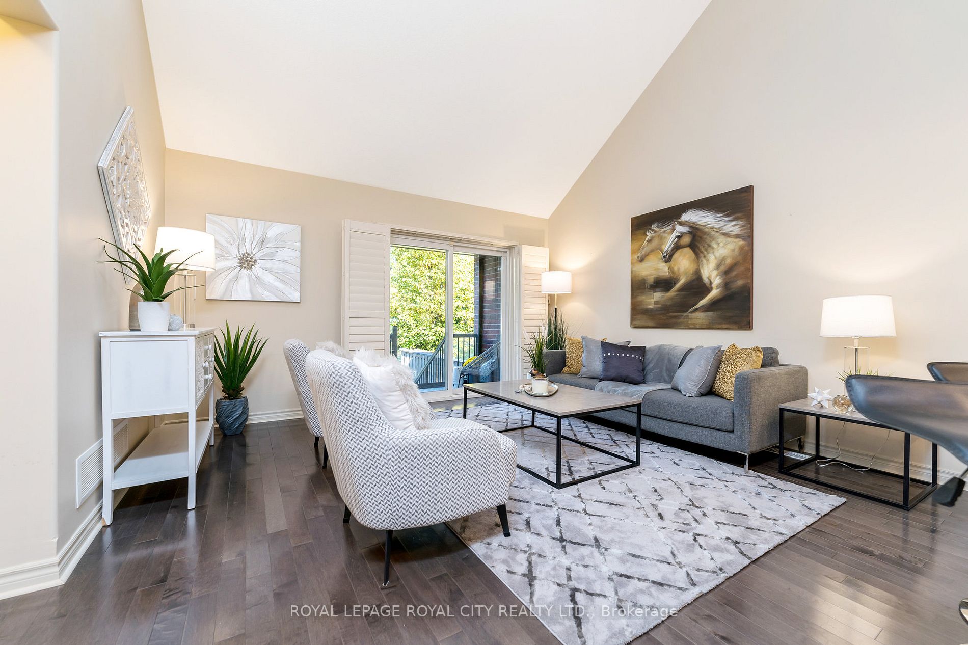 12 Annmoore Cres, #19