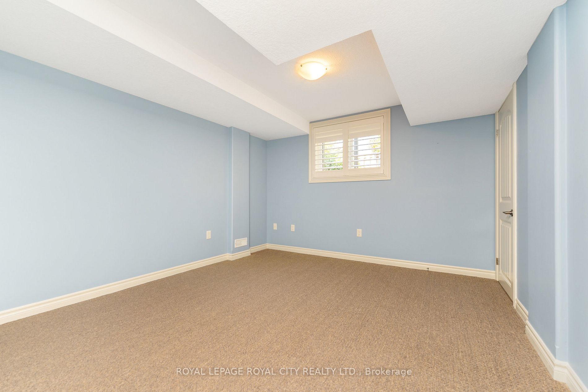 12 Annmoore Cres, #19