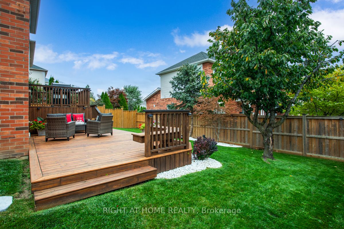 10 Dalrymple Dr