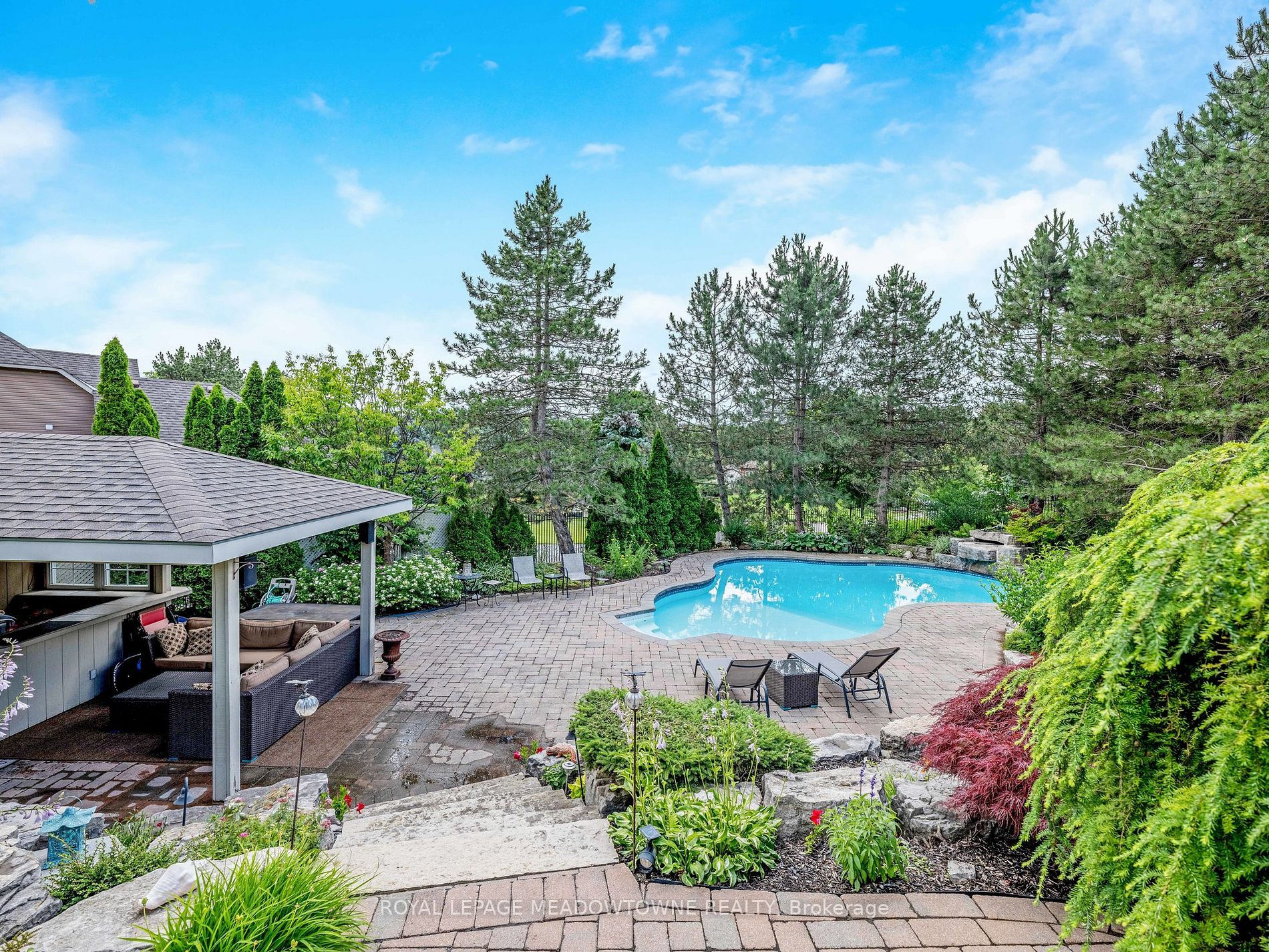 9 Palomino Drive