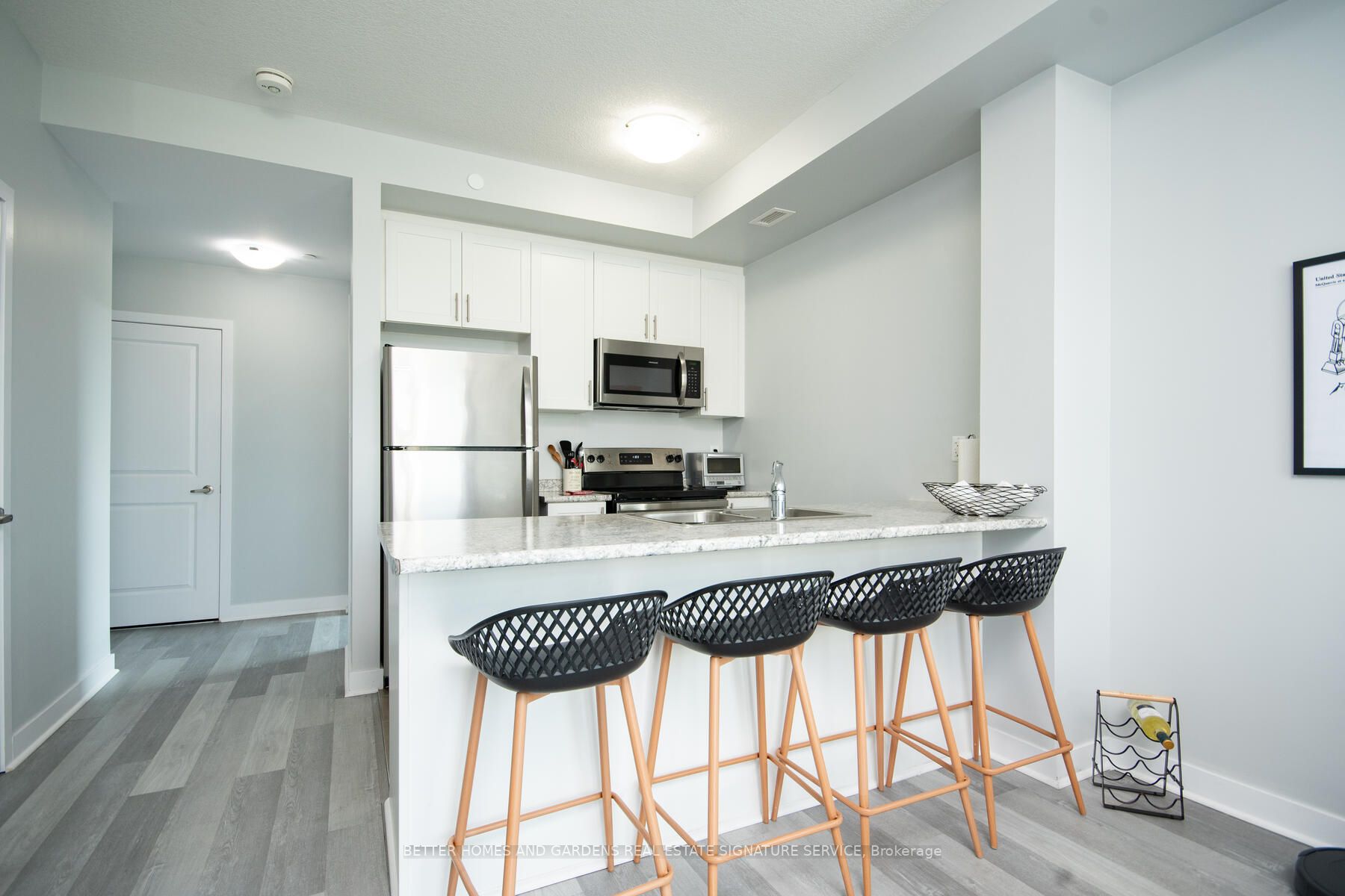 101 Shoreview Pl, #221
