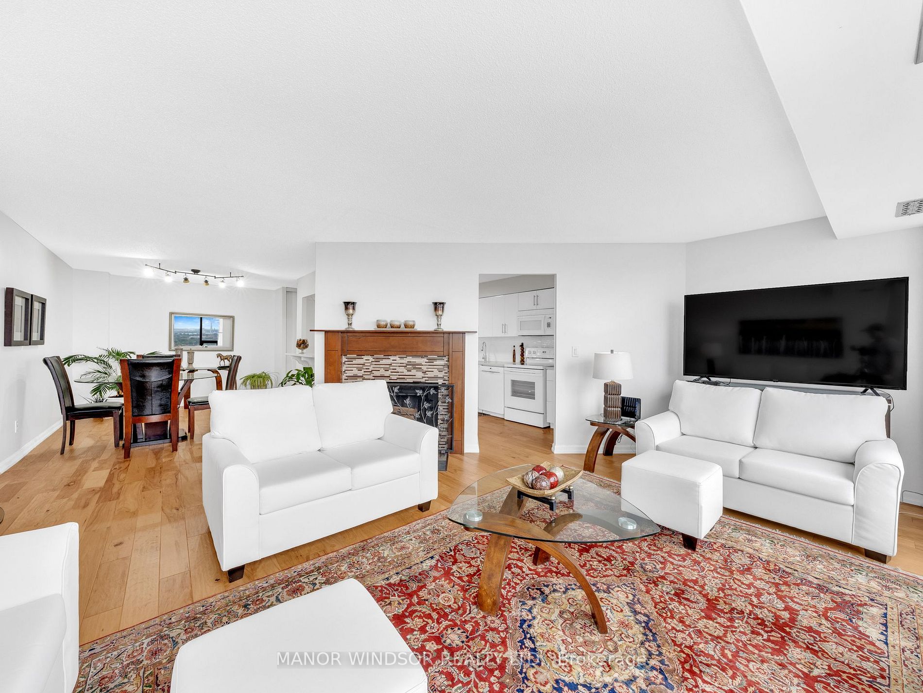 150 Park St W, #3009
