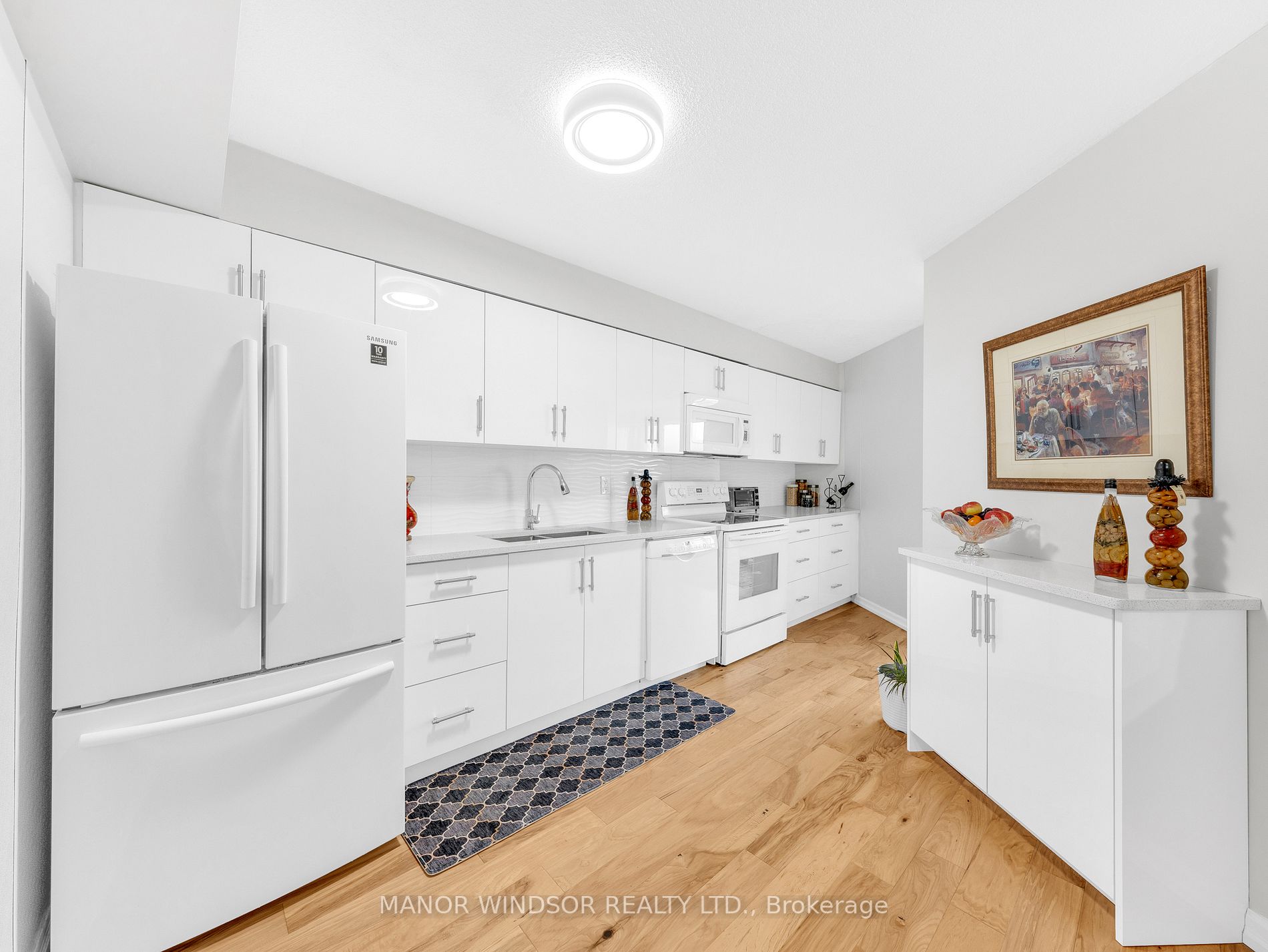 150 Park St W, #3009