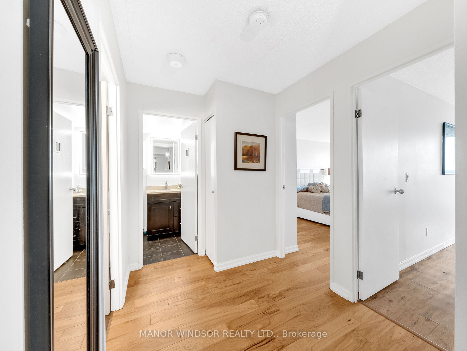 150 Park St W, #3009