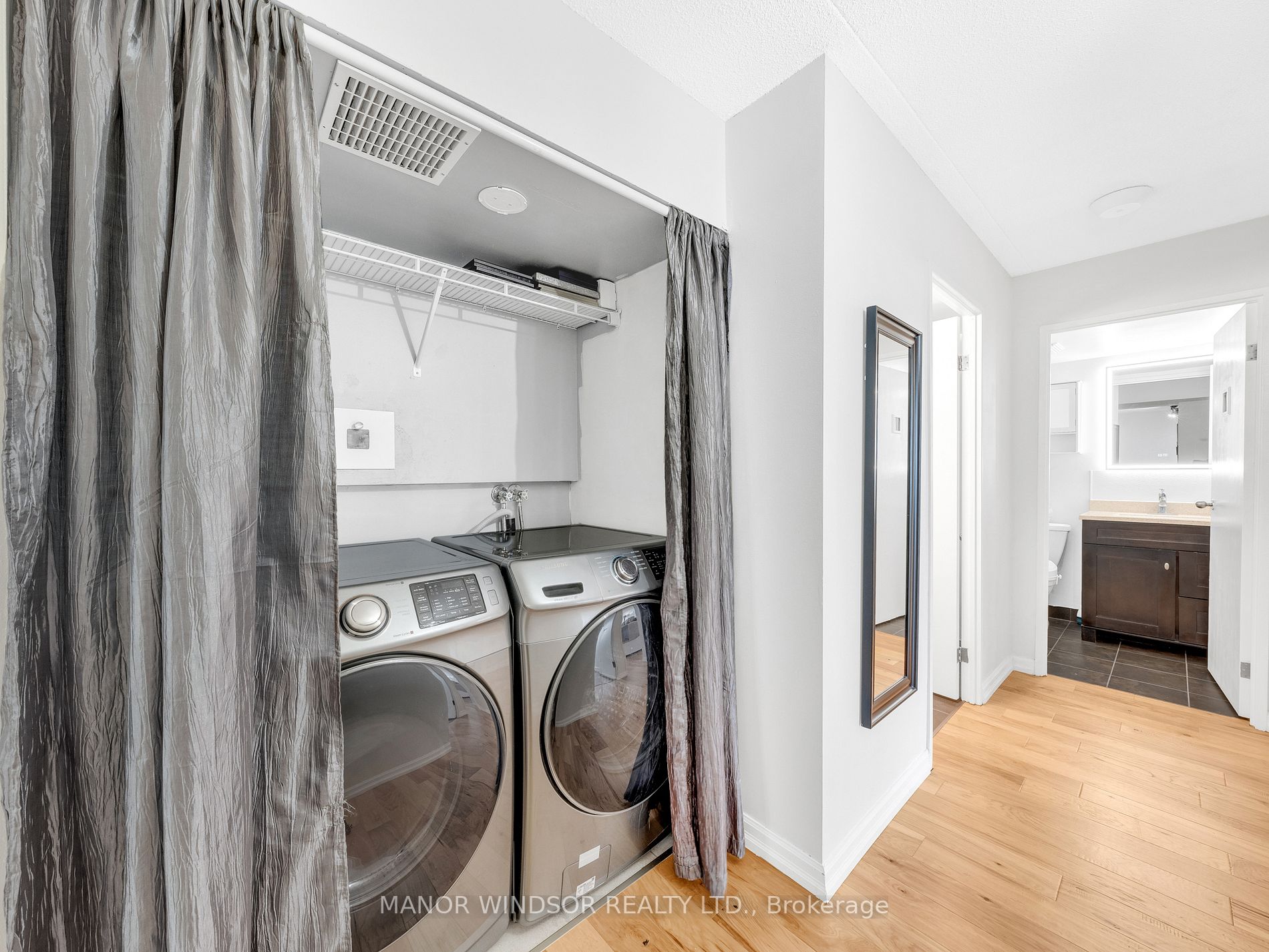 150 Park St W, #3009