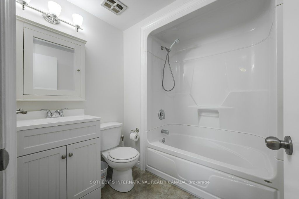 114 Richardson Dr, #23