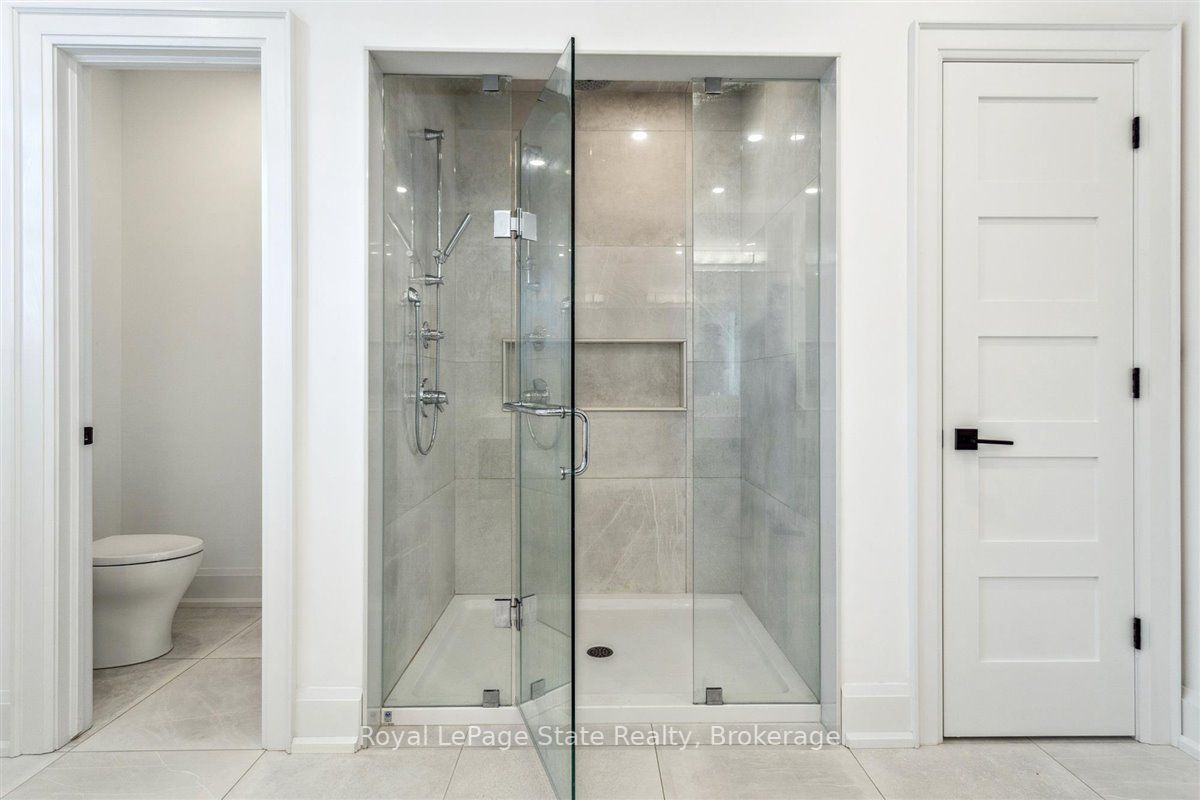 37 Deerhurst Rd