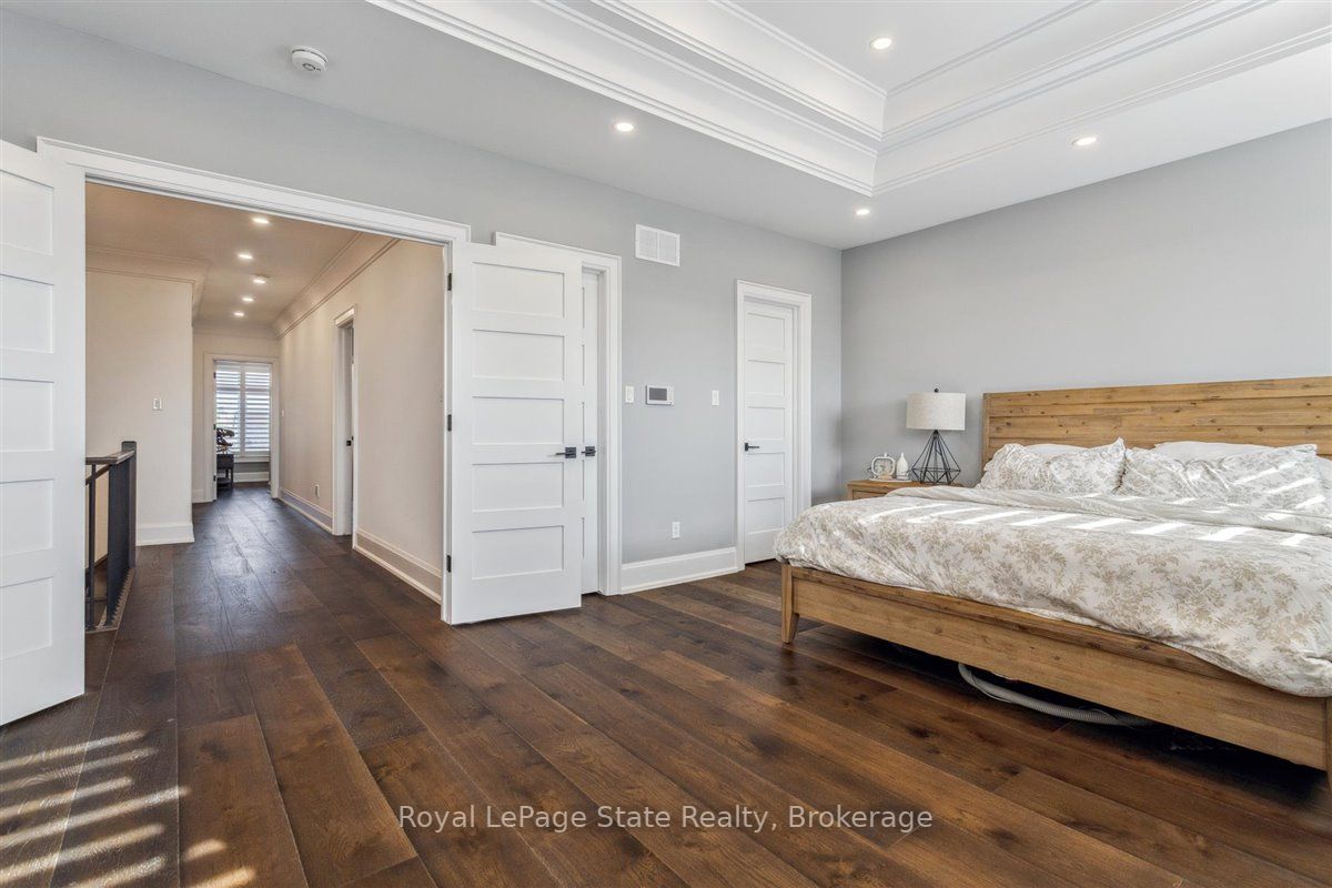 37 Deerhurst Rd
