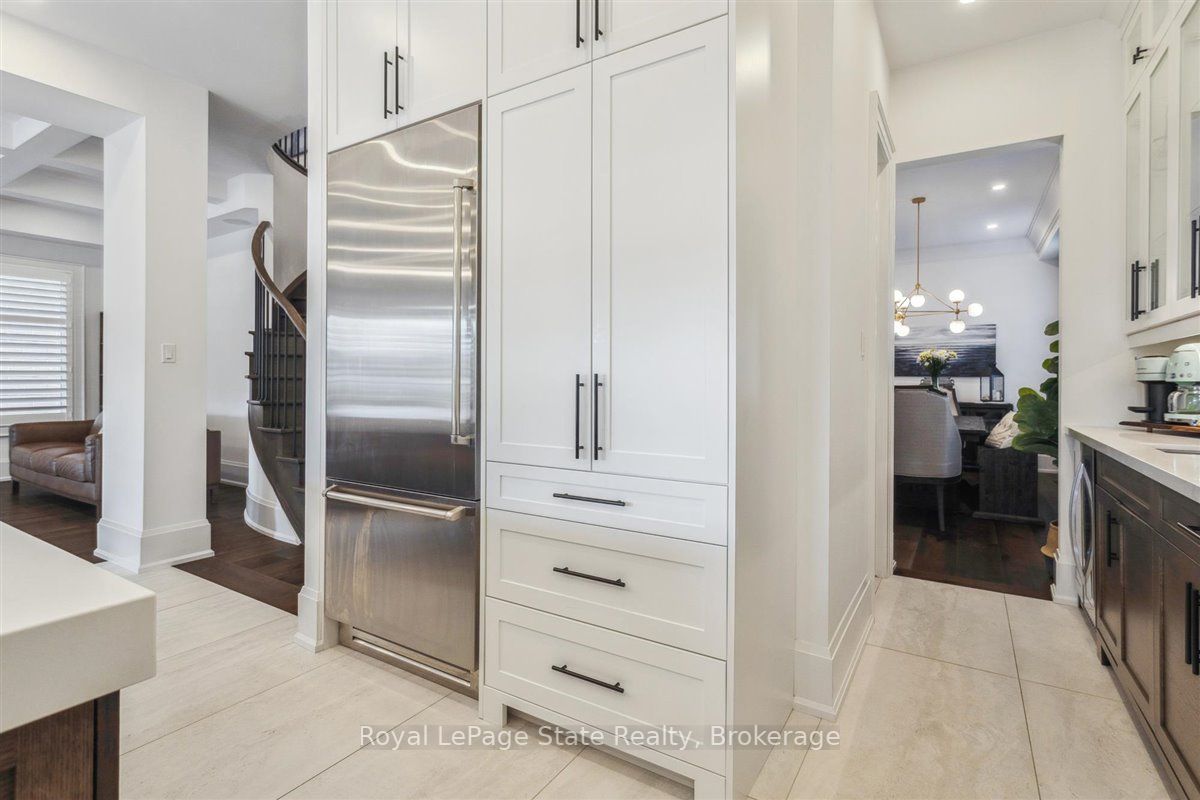 37 Deerhurst Rd
