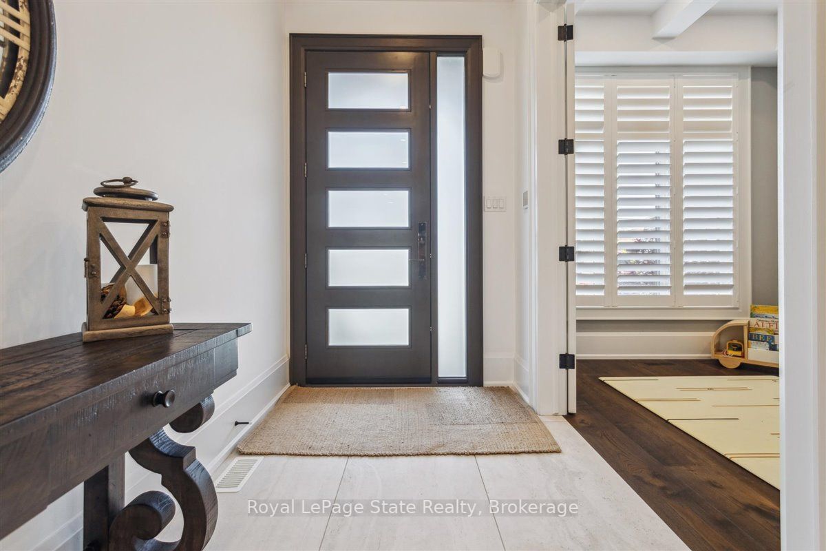 37 Deerhurst Rd
