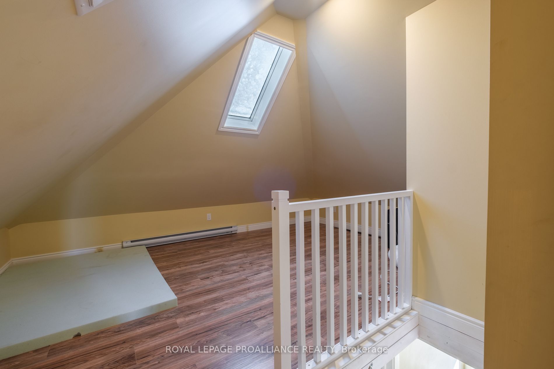 35 Hamilton St