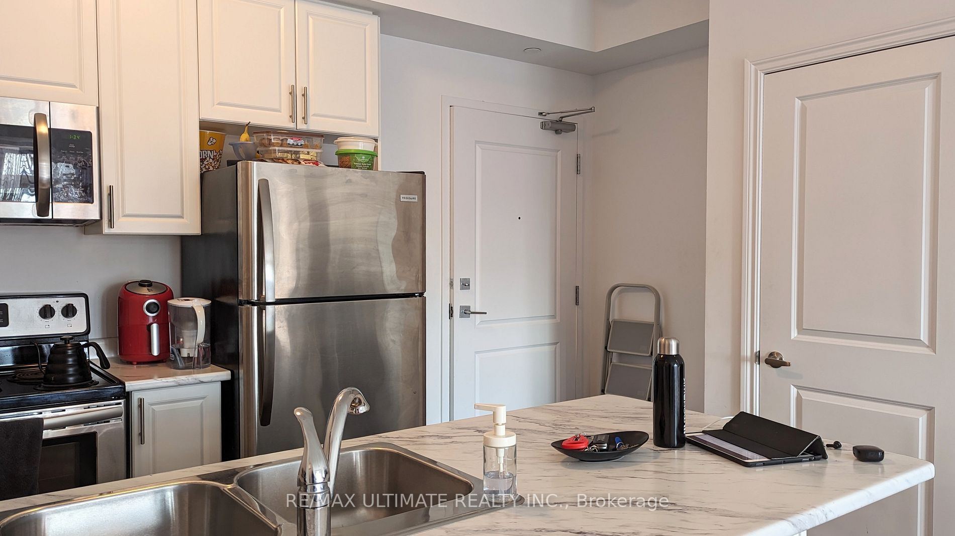 125 Shoreview Pl, #535