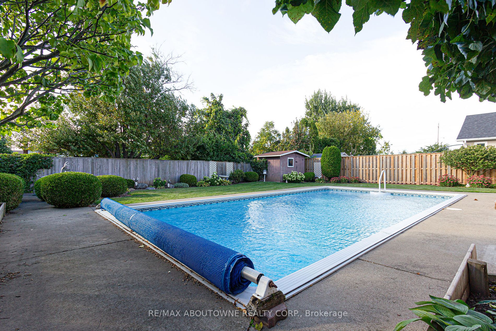 52 Lorne Ave
