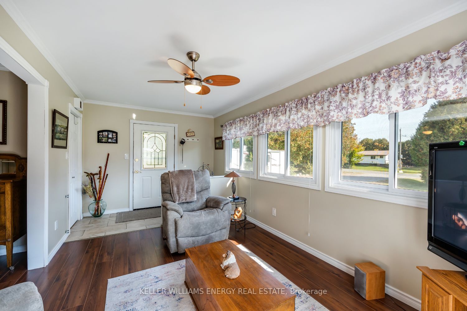 243 Crosby Dr