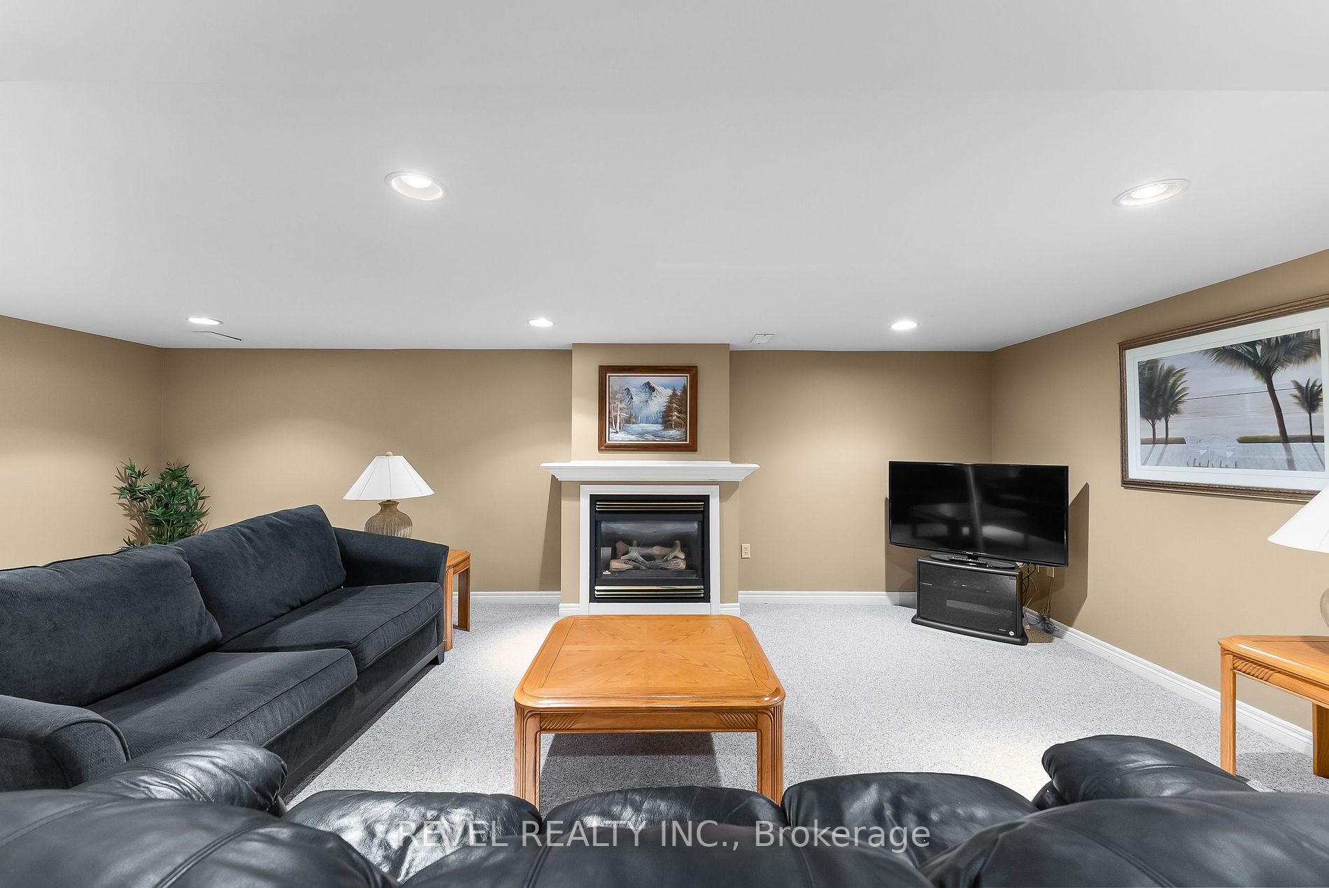 3646 Cardinal Drive