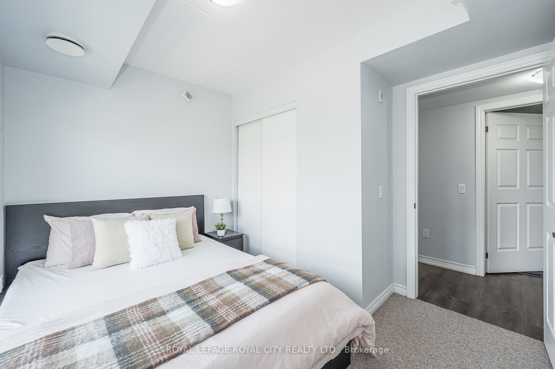 7 Kay Crescent, #208