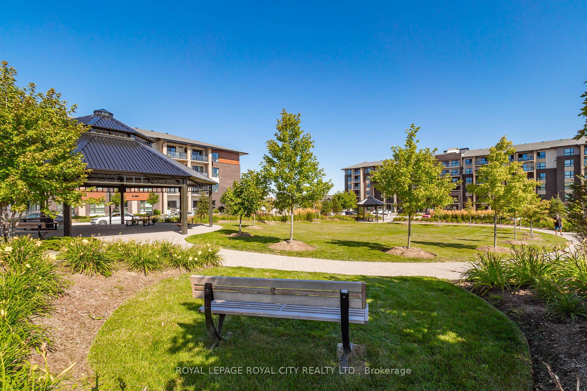7 Kay Crescent, #208
