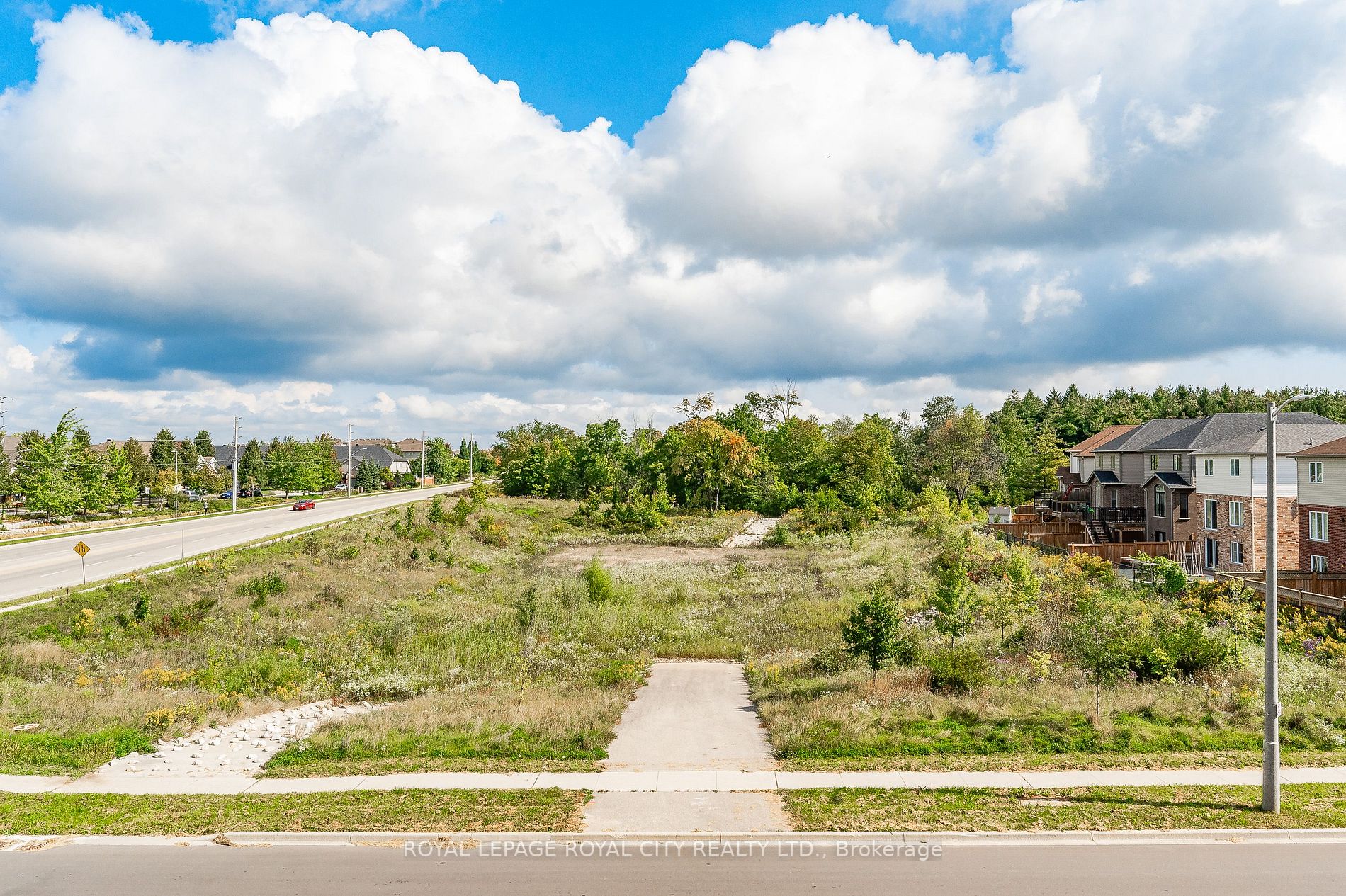 7 Kay Crescent, #208