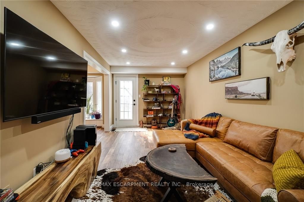 255 Mount Albion Rd, #30