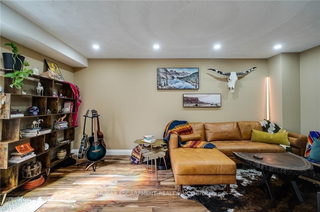 255 Mount Albion Rd, #30