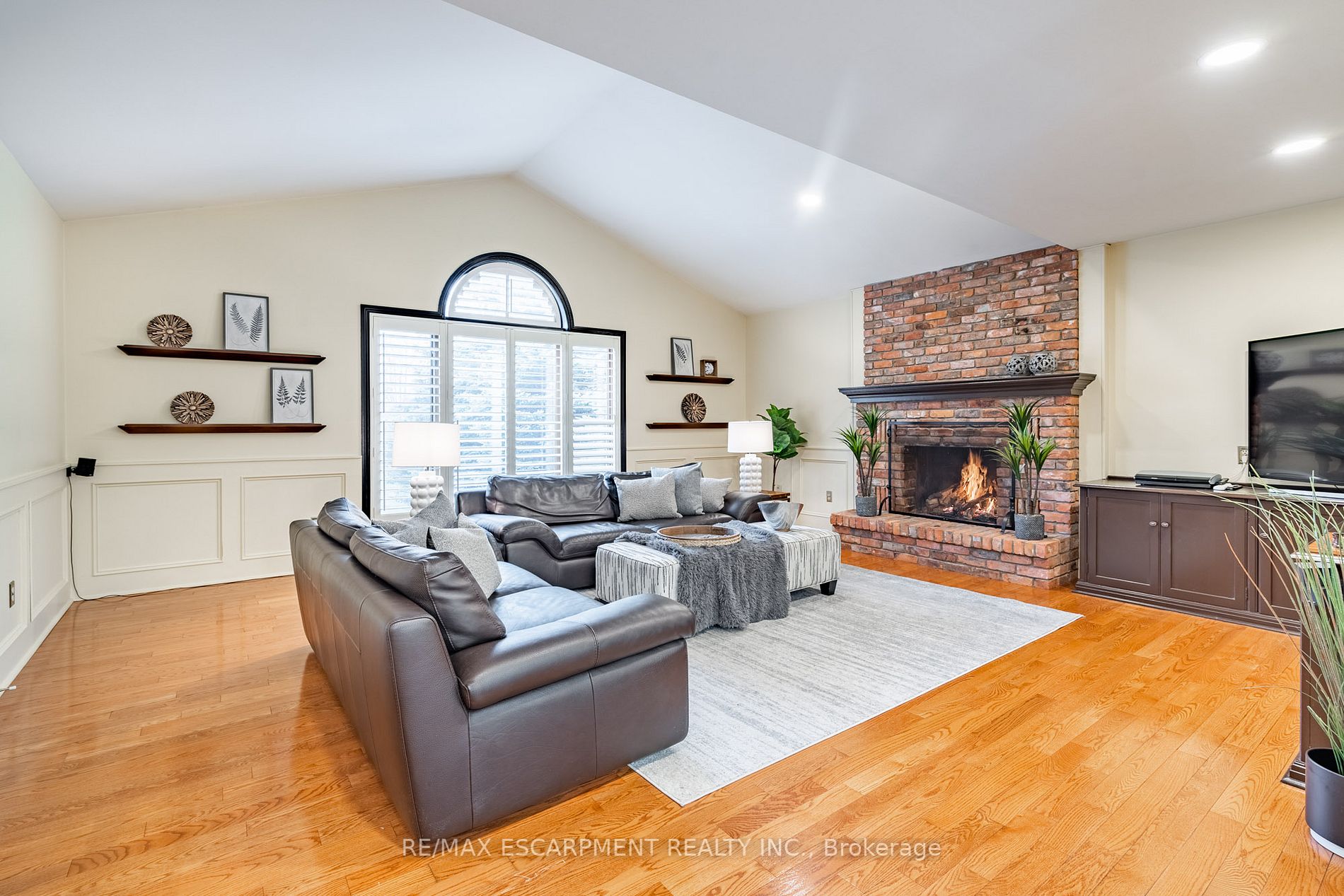 1019 Old Mohawk Rd