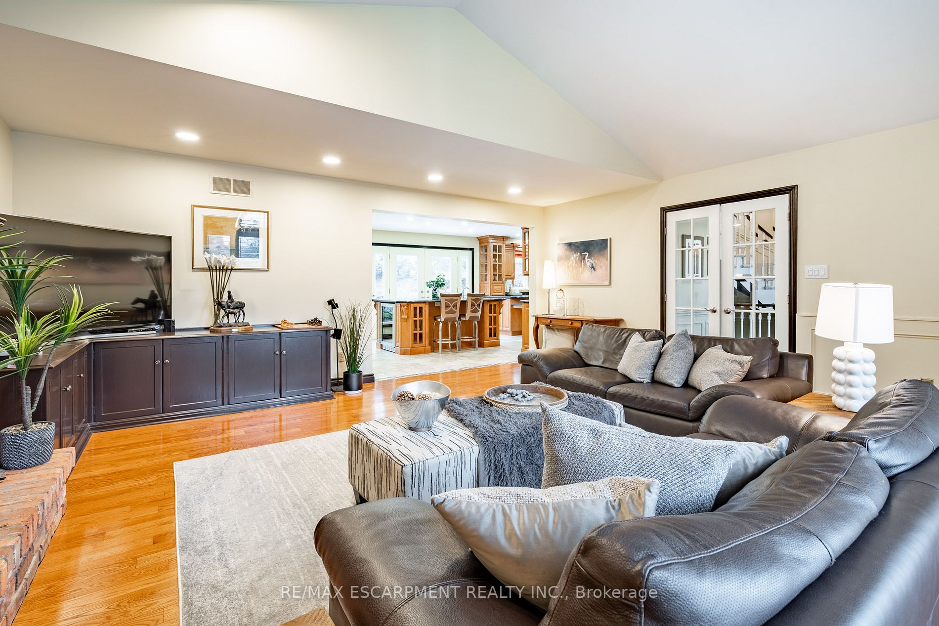 1019 Old Mohawk Rd