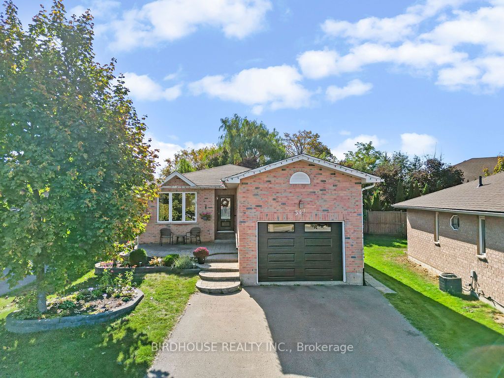 341 Mary Street W
