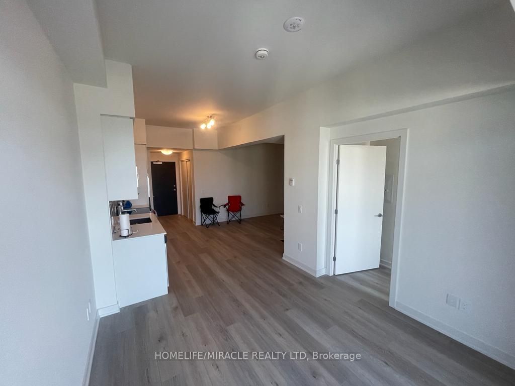 385 Winston Rd, #403