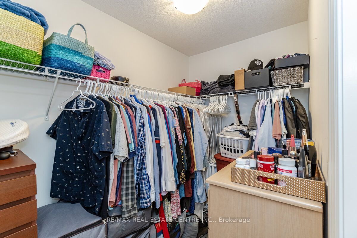 22 Marshall Drive E, #3