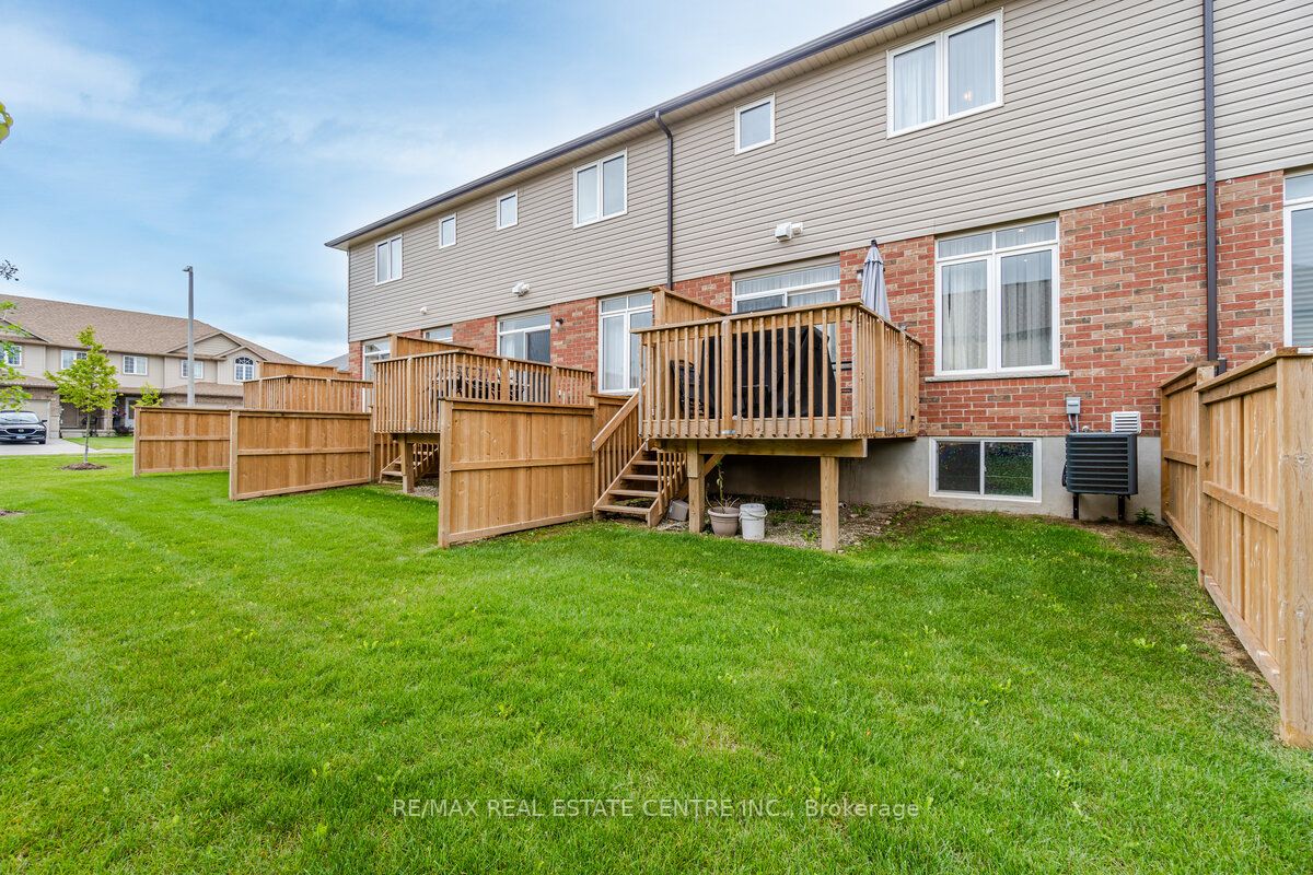 22 Marshall Drive E, #3