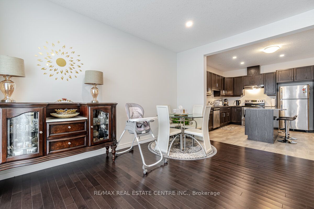 22 Marshall Drive E, #3
