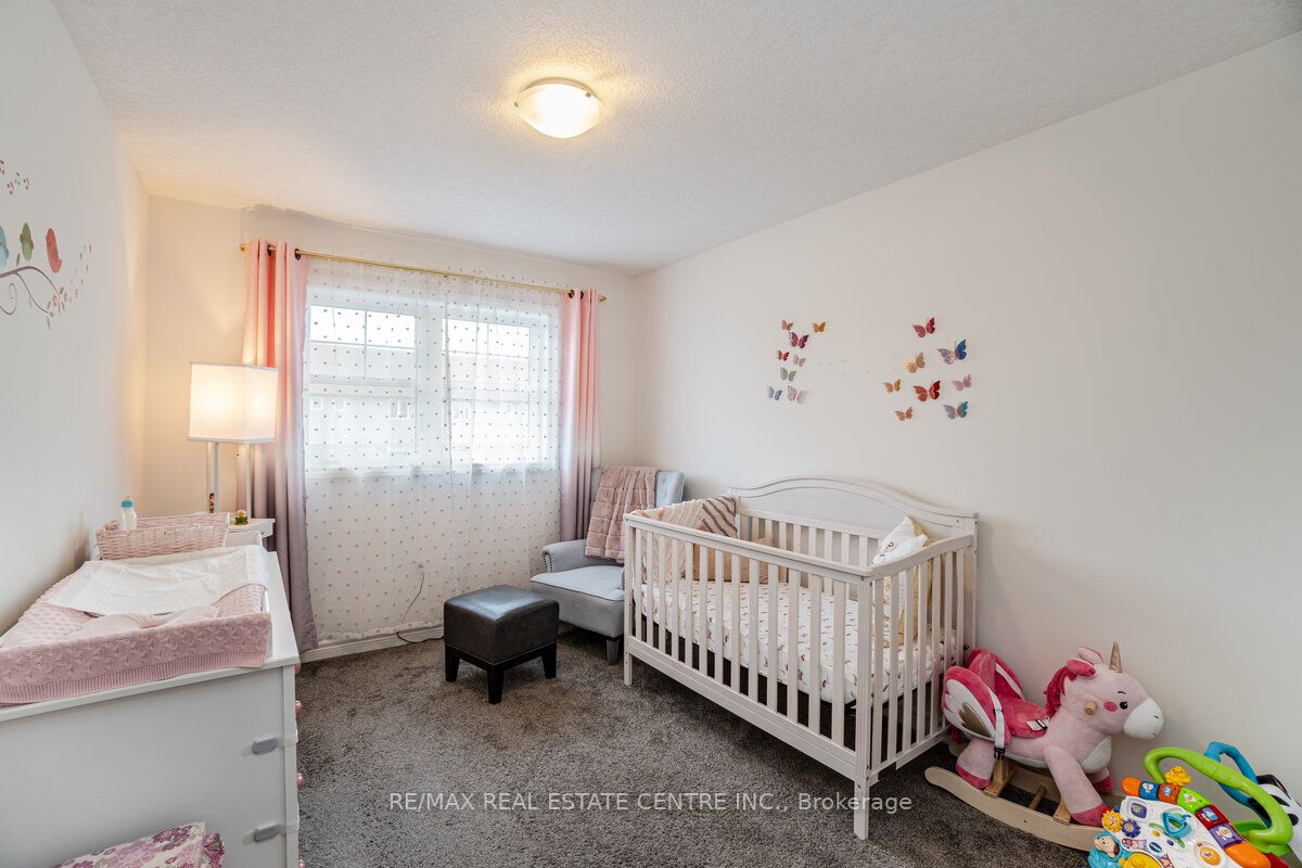 22 Marshall Drive E, #3