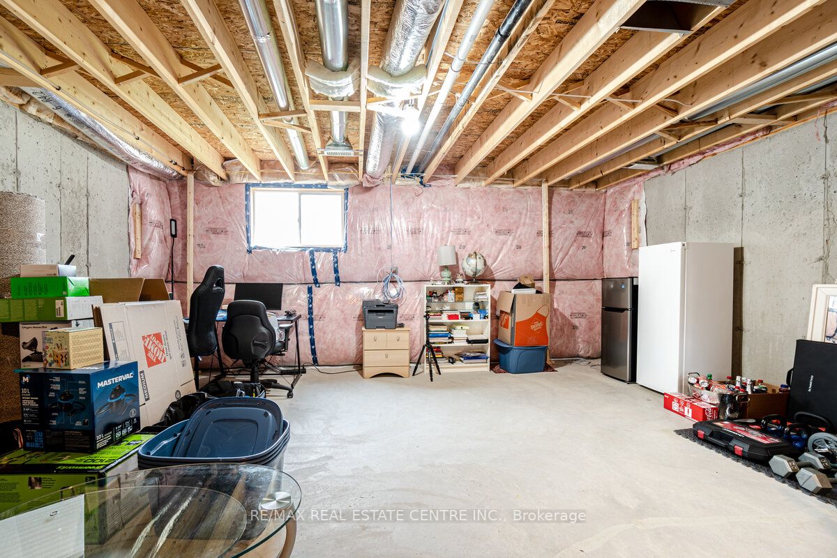 22 Marshall Drive E, #3